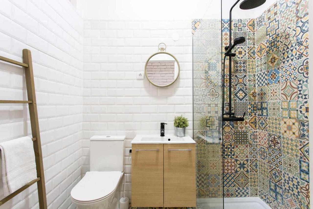 Charming Lisbon Home With Terrace St Amaro Exterior photo
